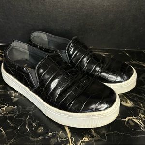 Sam Edelman Black Lacey Croc Embossed Sneakers Women’s Size 8 1/2
